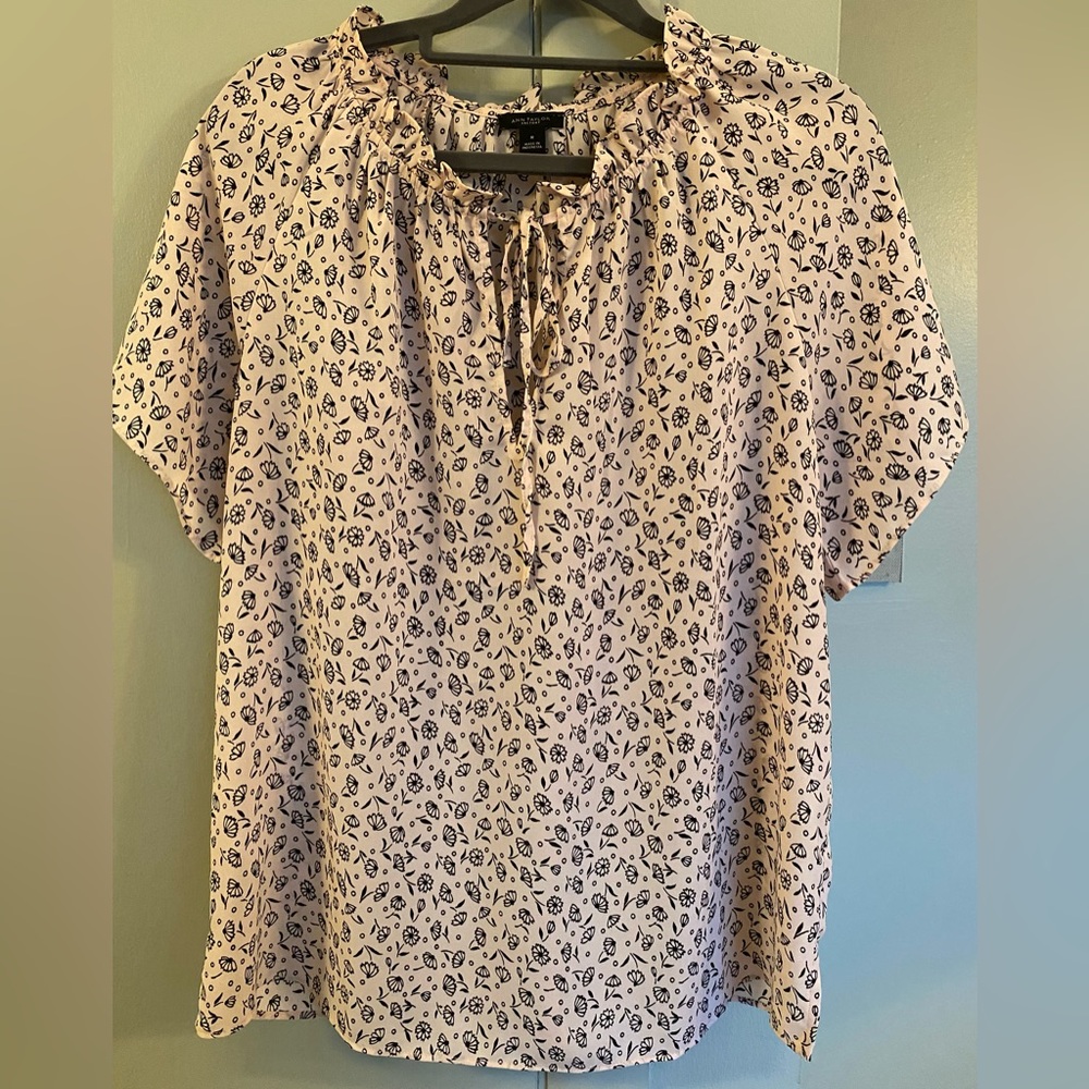 Ann Taylor Floral Print Blouse in pink and Black